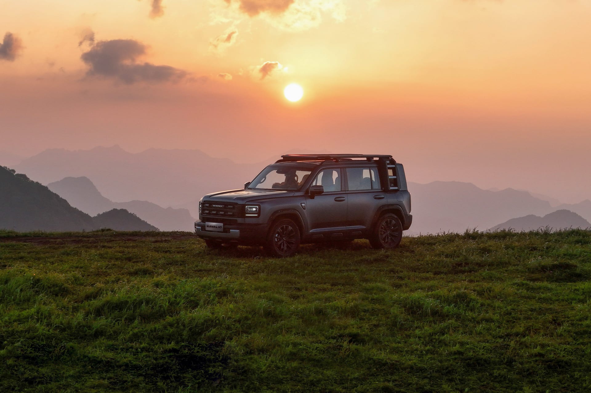 Haval H7 HEV - Atardecer